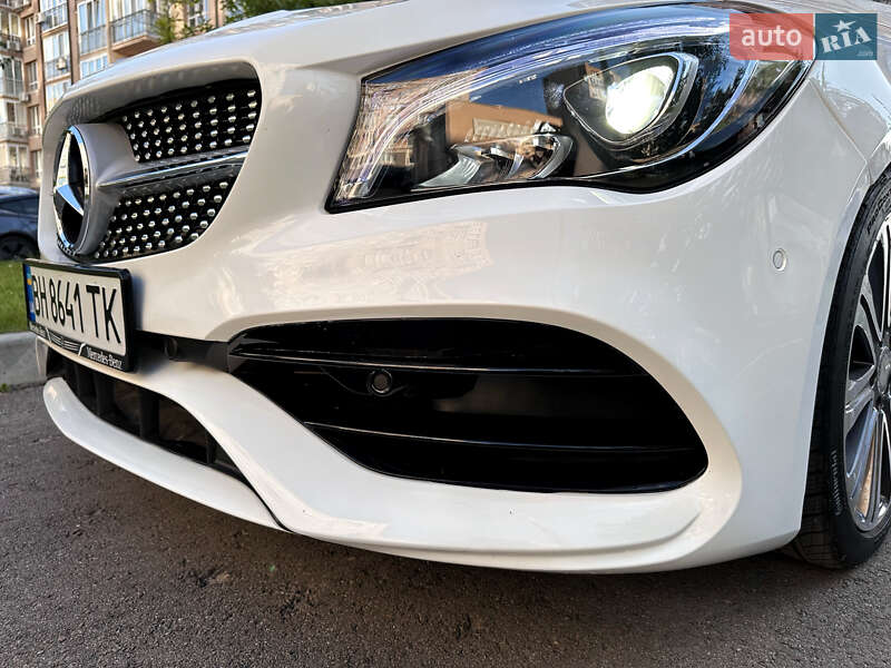 Седан Mercedes-Benz CLA-Class 2018 в Киеве