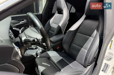 Седан Mercedes-Benz CLA-Class 2015 в 