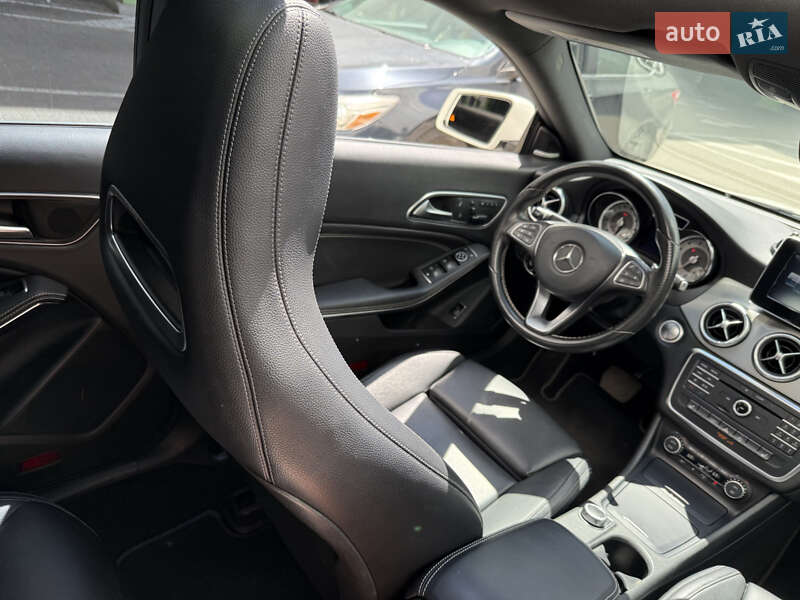 Седан Mercedes-Benz CLA-Class 2015 в Києві