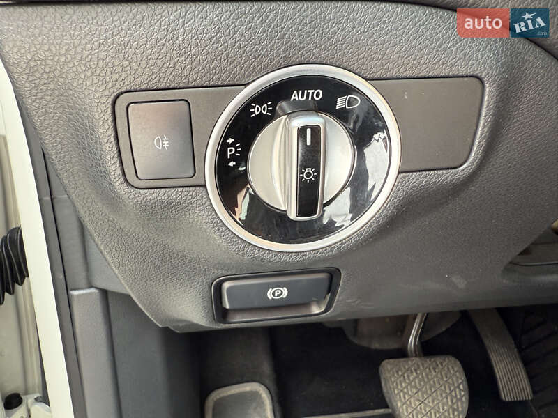 Седан Mercedes-Benz CLA-Class 2015 в Києві
