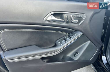 Седан Mercedes-Benz CLA-Class 2018 в 