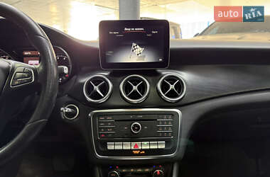 Седан Mercedes-Benz CLA-Class 2017 в 