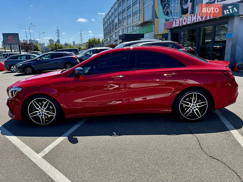 Седан Mercedes-Benz CLA-Class 2018 в Киеве