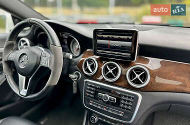 Седан Mercedes-Benz CLA-Class 2013 в 