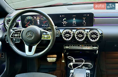 Седан Mercedes-Benz CLA-Class 2020 в 