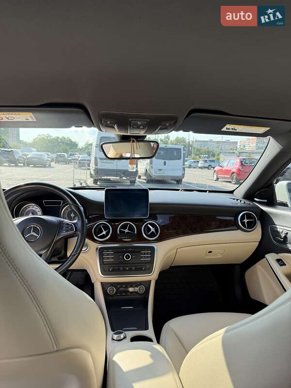Седан Mercedes-Benz CLA-Class 2014 в Львові