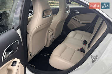 Седан Mercedes-Benz CLA-Class 2015 в 