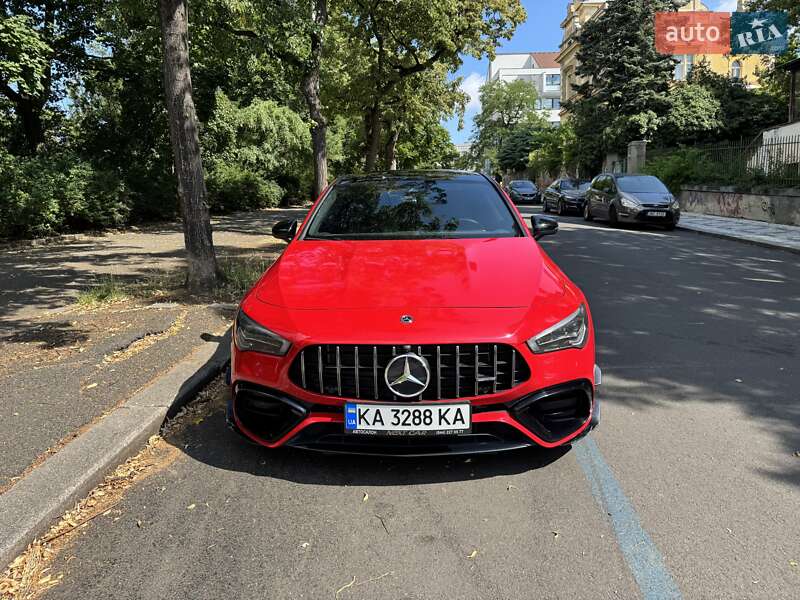 Седан Mercedes-Benz CLA-Class 2019 в Киеве