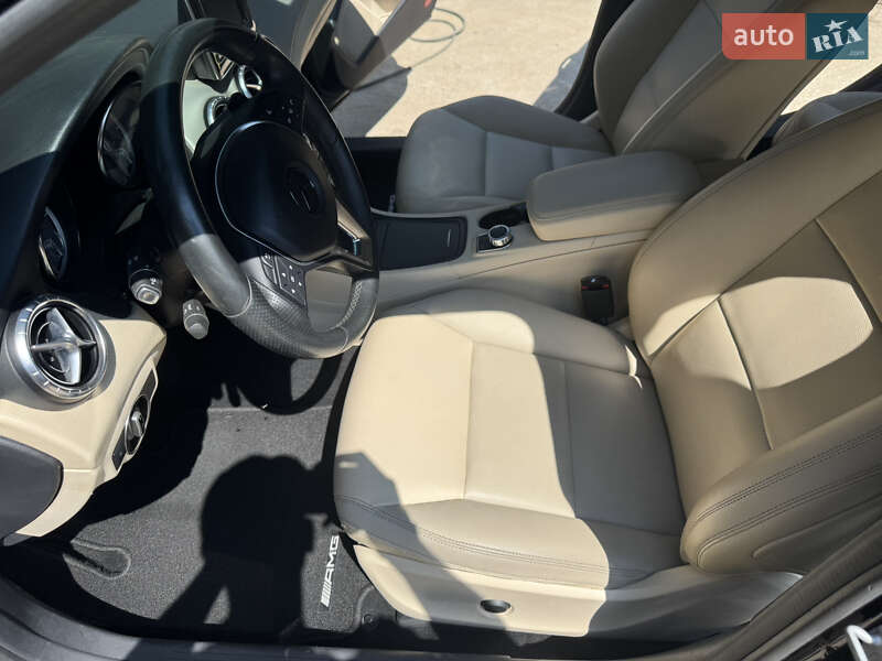 Седан Mercedes-Benz CLA-Class 2014 в Черновцах