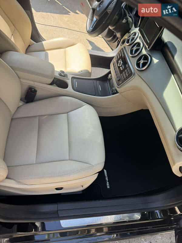 Седан Mercedes-Benz CLA-Class 2014 в Черновцах
