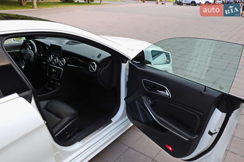 Седан Mercedes-Benz CLA-Class 2014 в Кременчуге