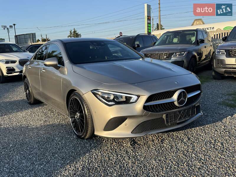 Седан Mercedes-Benz CLA-Class 2019 в Тернополе
