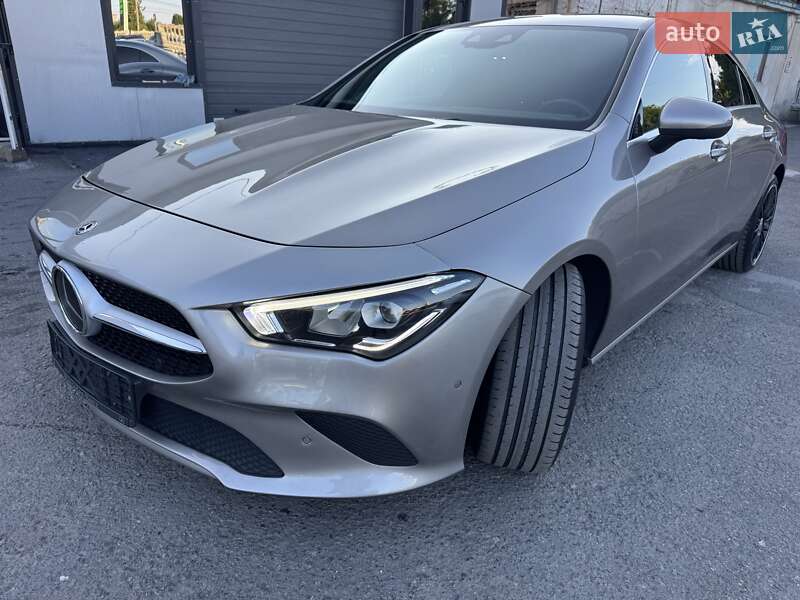 Седан Mercedes-Benz CLA-Class 2019 в Тернополе