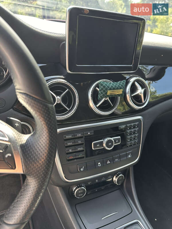 Седан Mercedes-Benz CLA-Class 2014 в Киеве