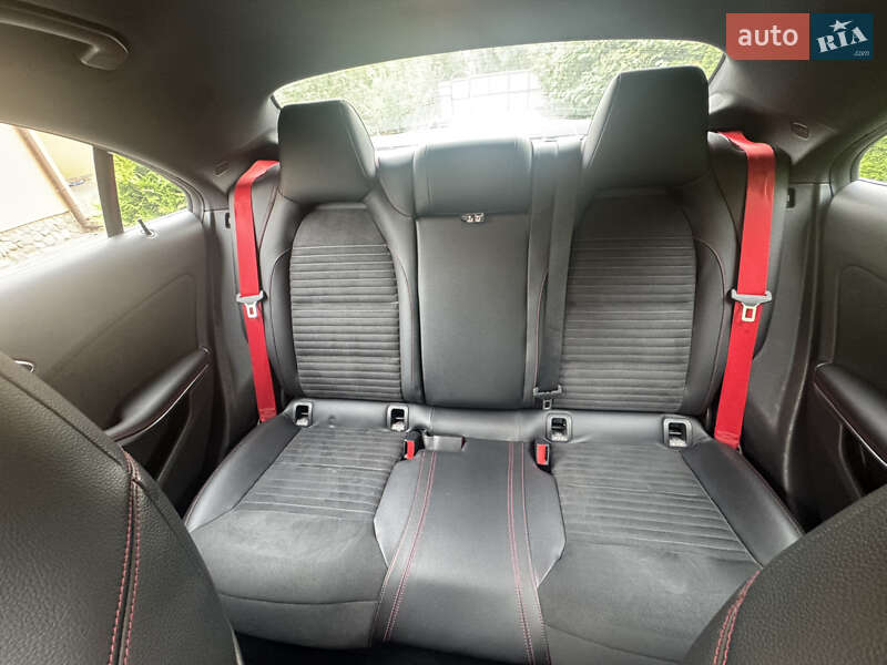Седан Mercedes-Benz CLA-Class 2014 в Львове