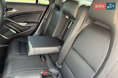 Седан Mercedes-Benz CLA-Class 2015 в 