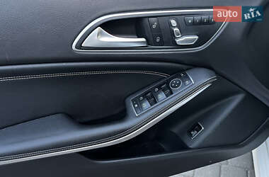 Седан Mercedes-Benz CLA-Class 2018 в 