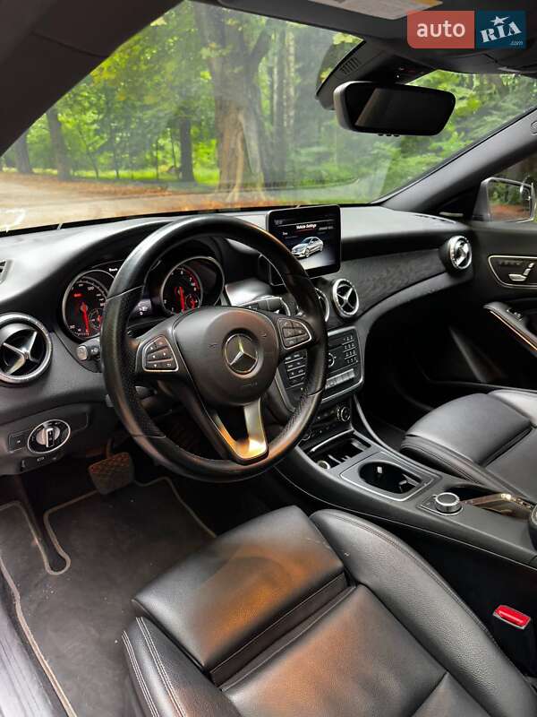 Седан Mercedes-Benz CLA-Class 2016 в Львове