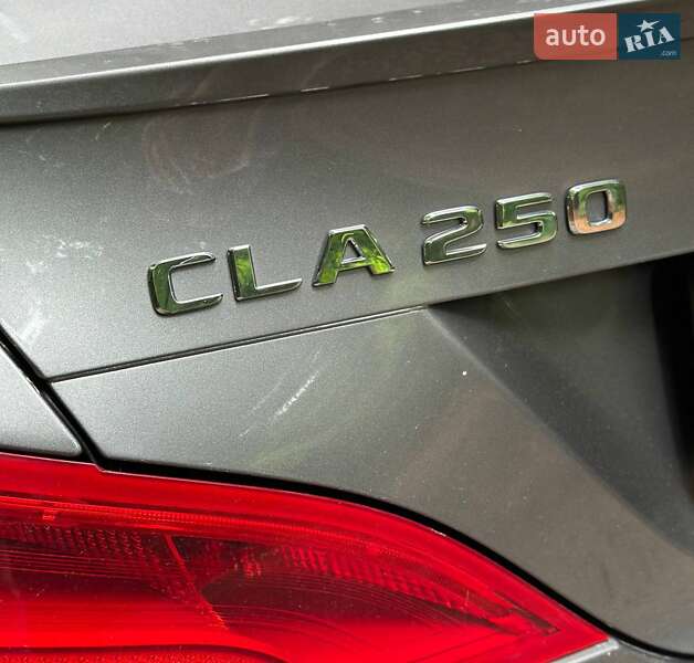 Седан Mercedes-Benz CLA-Class 2016 в Львове
