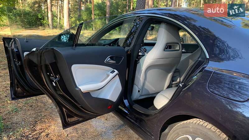 Седан Mercedes-Benz CLA-Class 2013 в Львове фото 18 Седан Mercedes-Benz CLA-Class 2013 в Львове