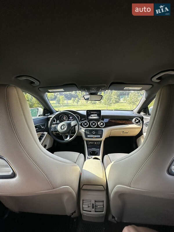 Седан Mercedes-Benz CLA-Class 2017 в Ивано-Франковске