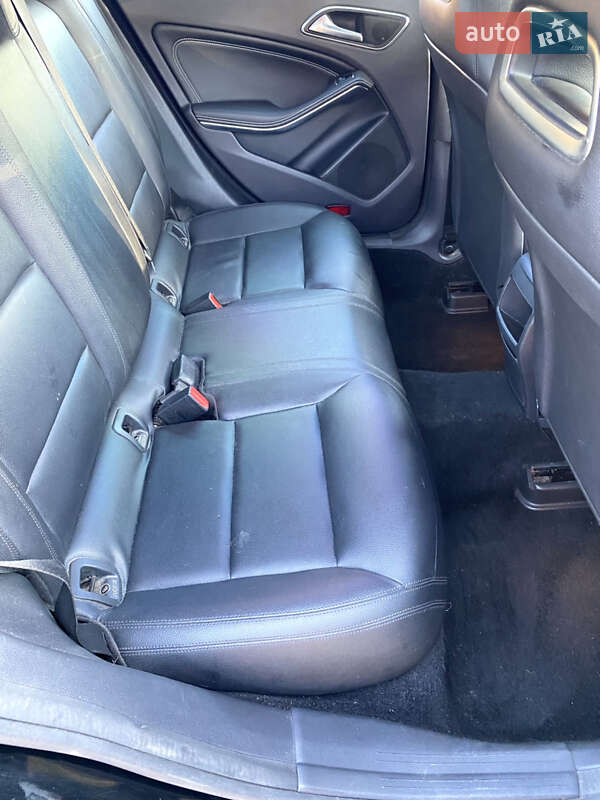 Седан Mercedes-Benz CLA-Class 2014 в Ровно