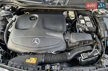 Седан Mercedes-Benz CLA-Class 2019 в 