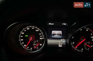 Седан Mercedes-Benz CLA-Class 2019 в 