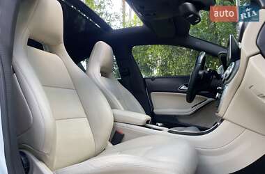 Седан Mercedes-Benz CLA-Class 2014 в 