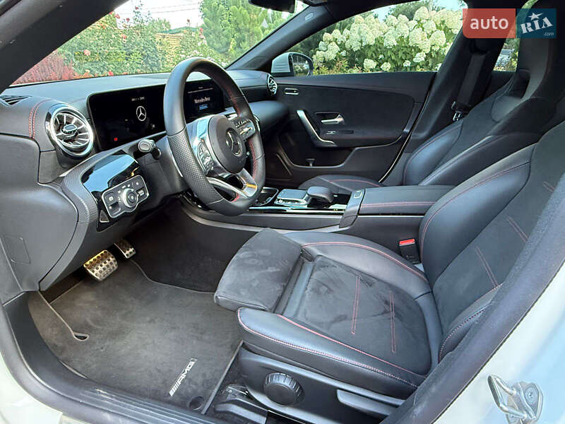 Седан Mercedes-Benz CLA-Class 2022 в Киеве