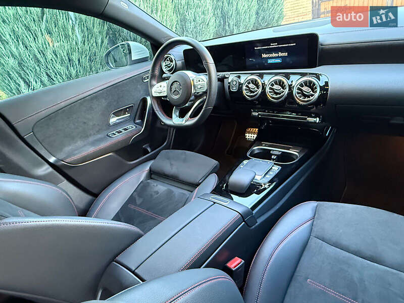 Седан Mercedes-Benz CLA-Class 2022 в Киеве