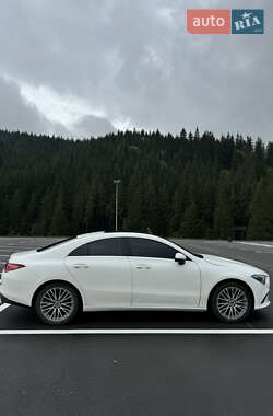 Седан Mercedes-Benz CLA-Class 2021 в 