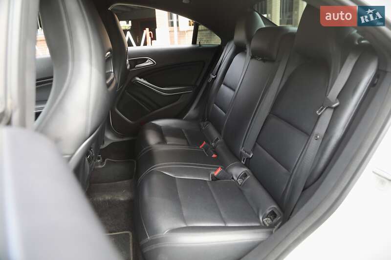 Седан Mercedes-Benz CLA-Class 2014 в Харькове