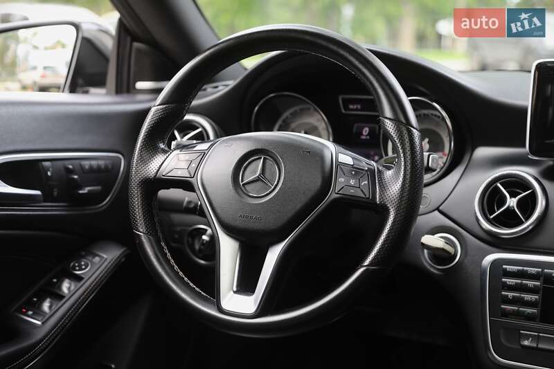 Седан Mercedes-Benz CLA-Class 2014 в Харькове