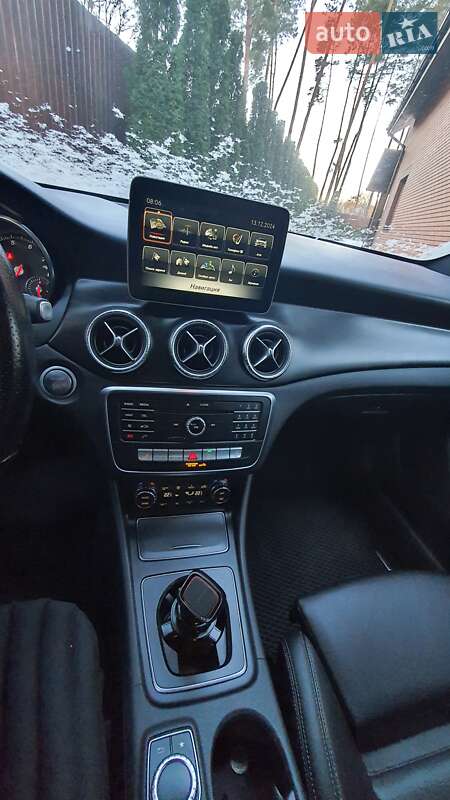 Седан Mercedes-Benz CLA-Class 2017 в Киеве фото 11 Седан Mercedes-Benz CLA-Class 2017 в Киеве