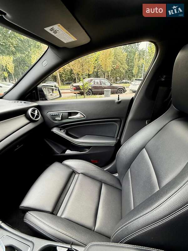 Седан Mercedes-Benz CLA-Class 2017 в Києві