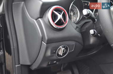 Седан Mercedes-Benz CLA-Class 2015 в 