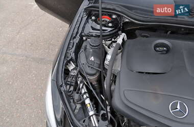 Седан Mercedes-Benz CLA-Class 2015 в 