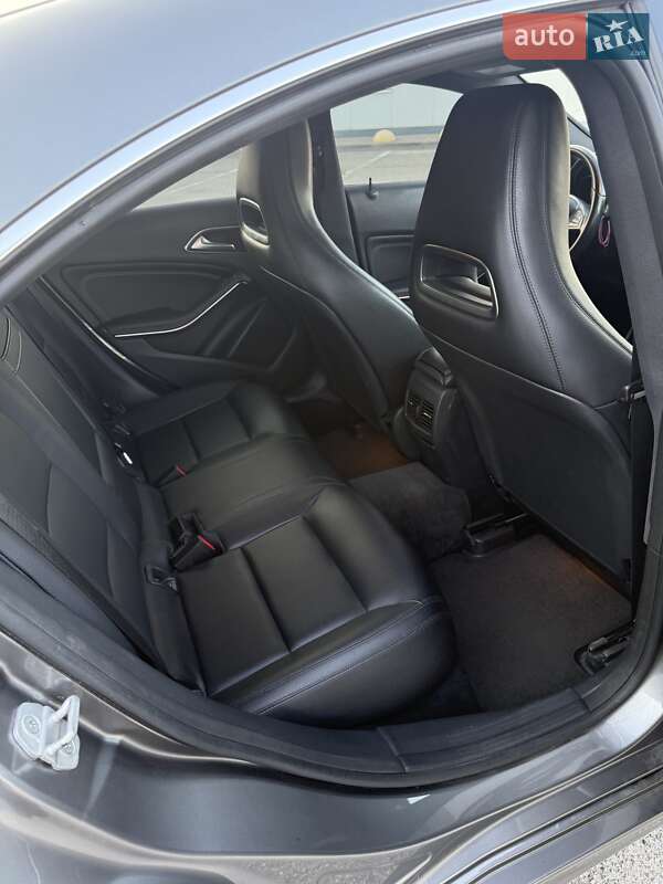 Седан Mercedes-Benz CLA-Class 2014 в Киеве фото 15 Седан Mercedes-Benz CLA-Class 2014 в Киеве