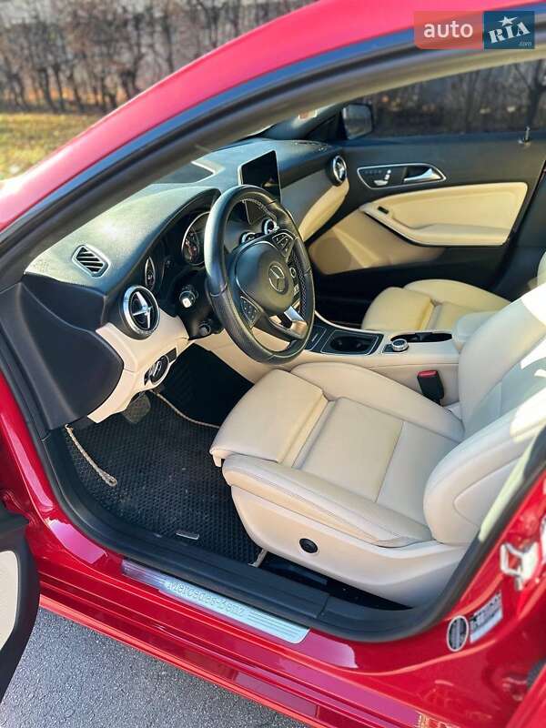 Седан Mercedes-Benz CLA-Class 2018 в Львове фото 3 Седан Mercedes-Benz CLA-Class 2018 в Львове
