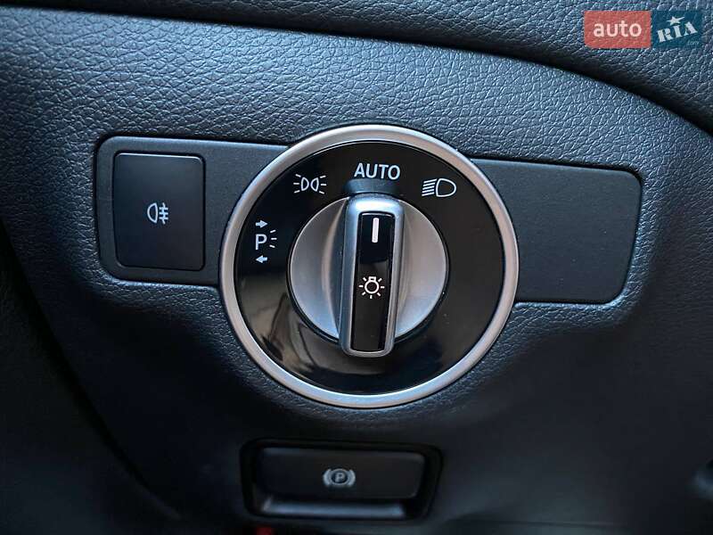 Седан Mercedes-Benz CLA-Class 2014 в Хмельницком