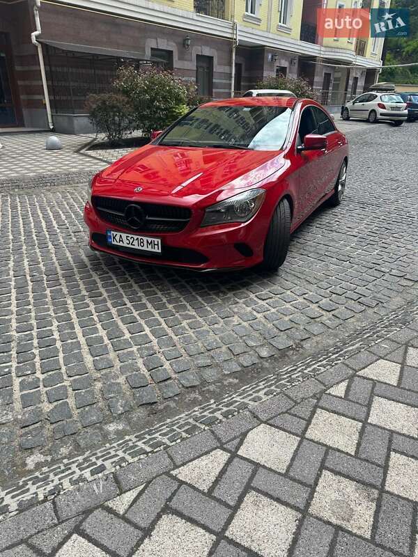 Седан Mercedes-Benz CLA-Class 2017 в Киеве