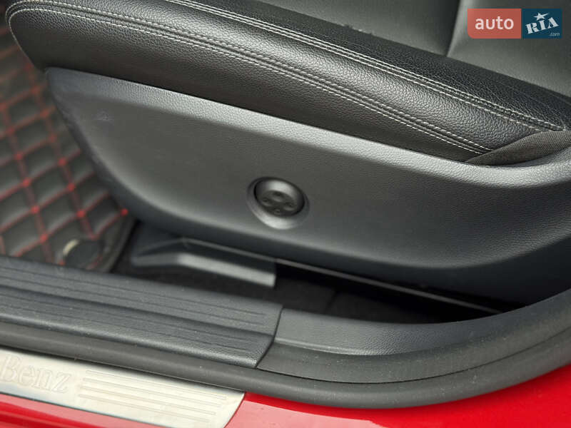 Седан Mercedes-Benz CLA-Class 2018 в Києві