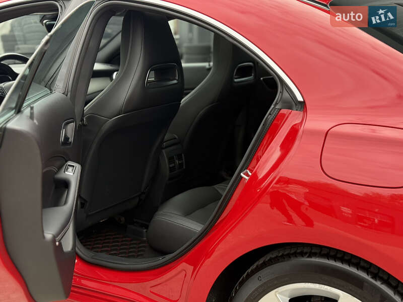 Седан Mercedes-Benz CLA-Class 2018 в Києві