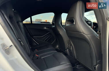 Седан Mercedes-Benz CLA-Class 2018 в 