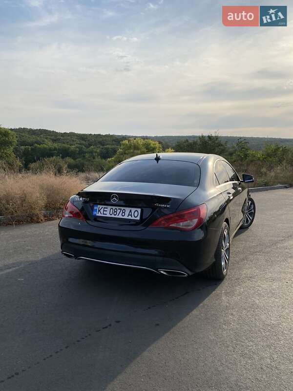 Седан Mercedes-Benz CLA-Class 2017 в Дніпрі