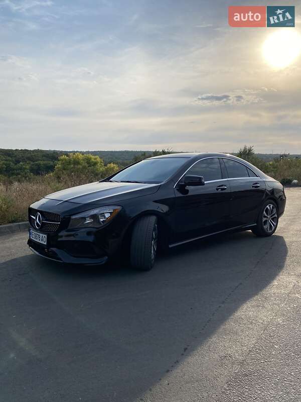 Седан Mercedes-Benz CLA-Class 2017 в Дніпрі