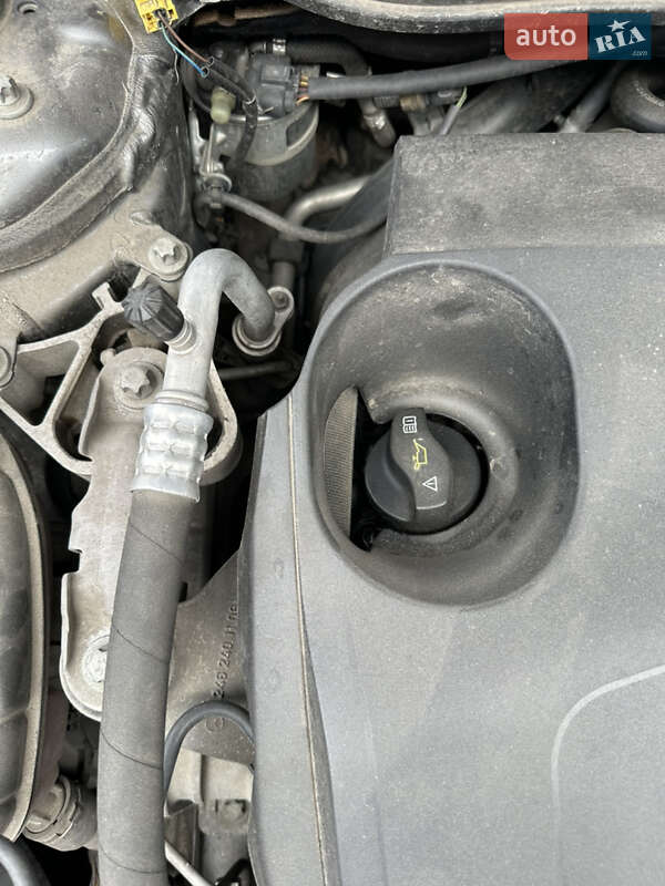 Седан Mercedes-Benz CLA-Class 2014 в Киеве фото 63 Седан Mercedes-Benz CLA-Class 2014 в Киеве