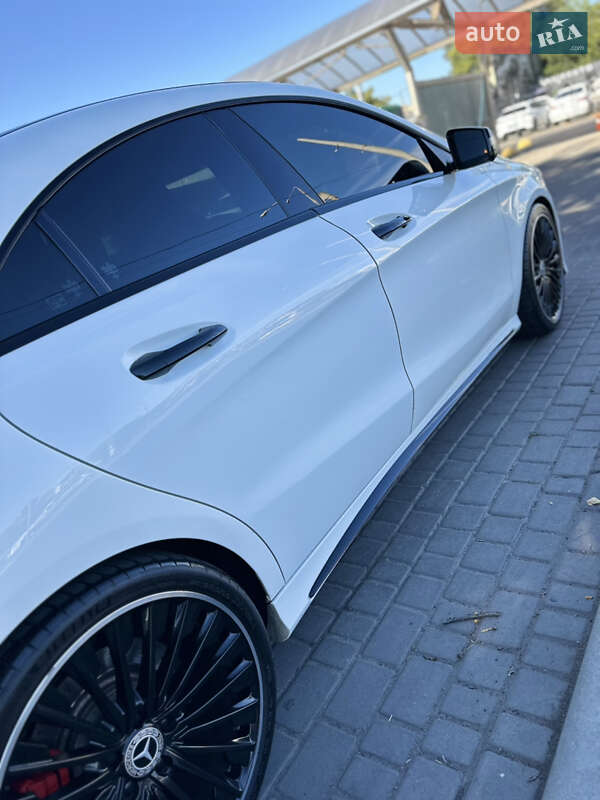 Седан Mercedes-Benz CLA-Class 2014 в Дніпрі