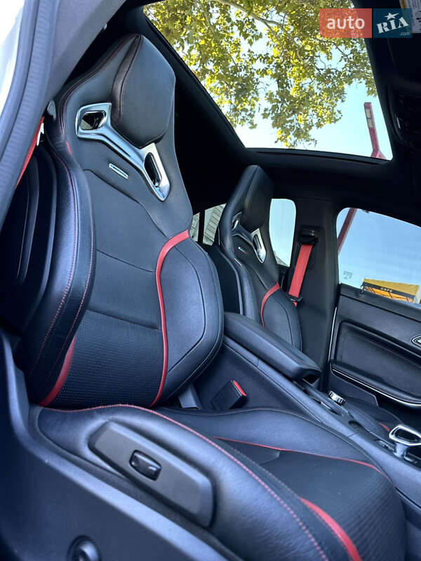 Седан Mercedes-Benz CLA-Class 2014 в Дніпрі